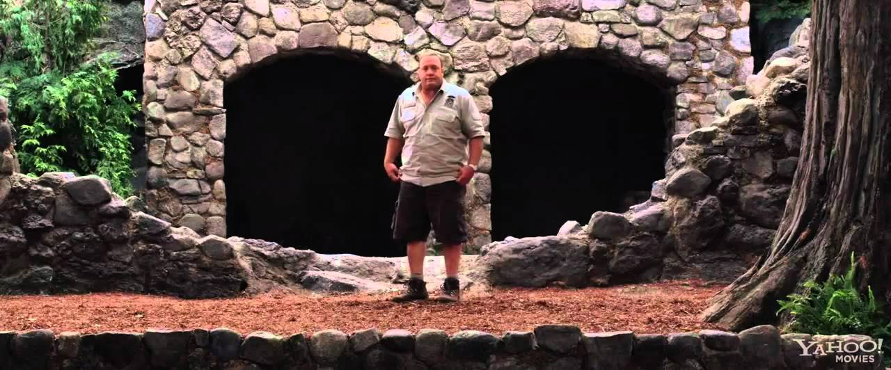 Movie Trailer:  Zookeeper (2011)